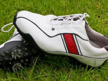 Best-Golf-Shoes-for-Beginners
